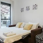Mila Milart Apartments