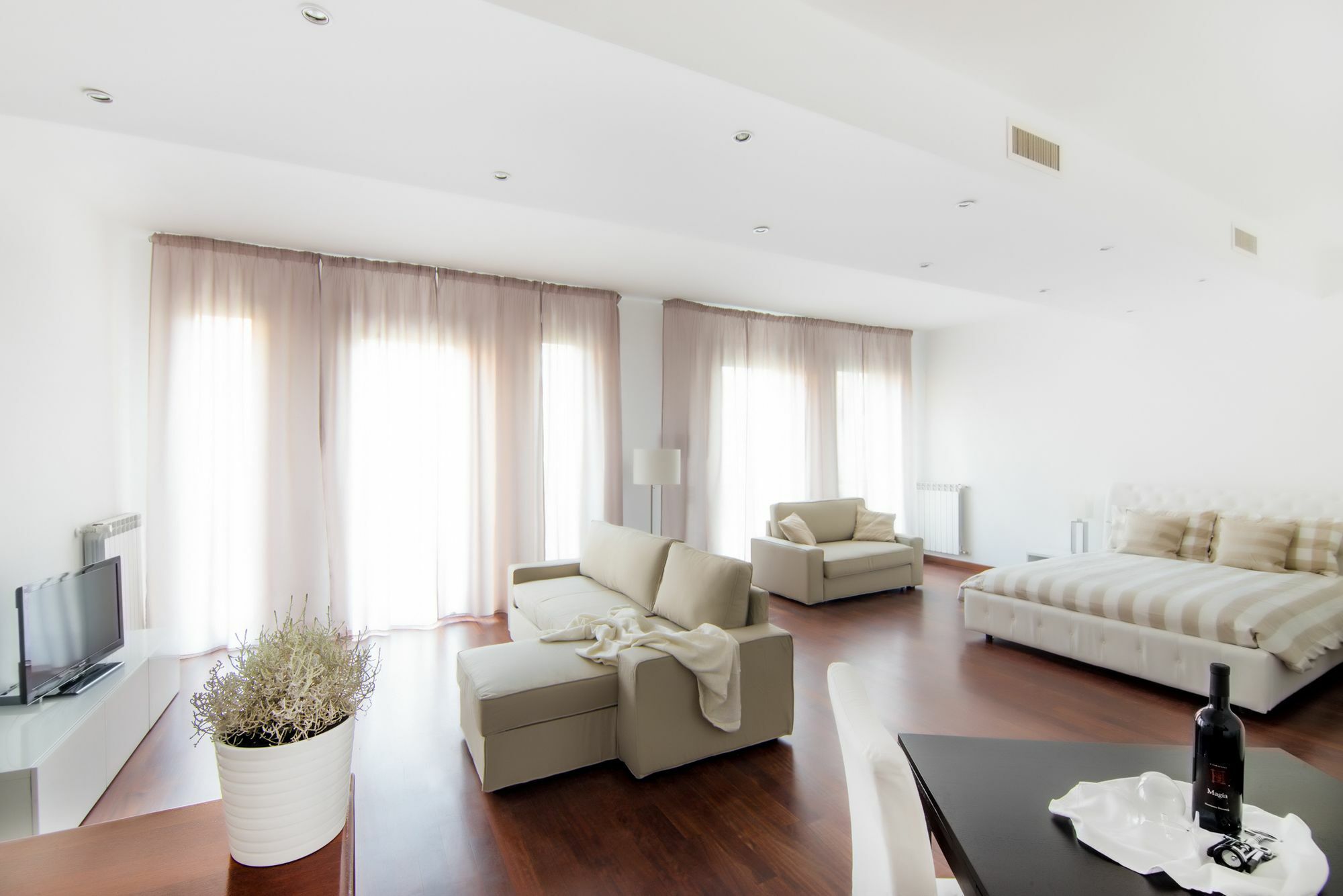 Mila Milart Apartment Milan